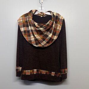 Egy Wool Blend Plaid Brown Tunic Attached Shawl Detail